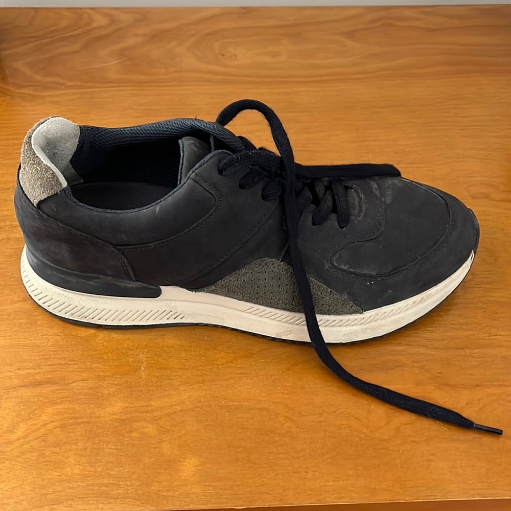 Everlane Street Sneakers